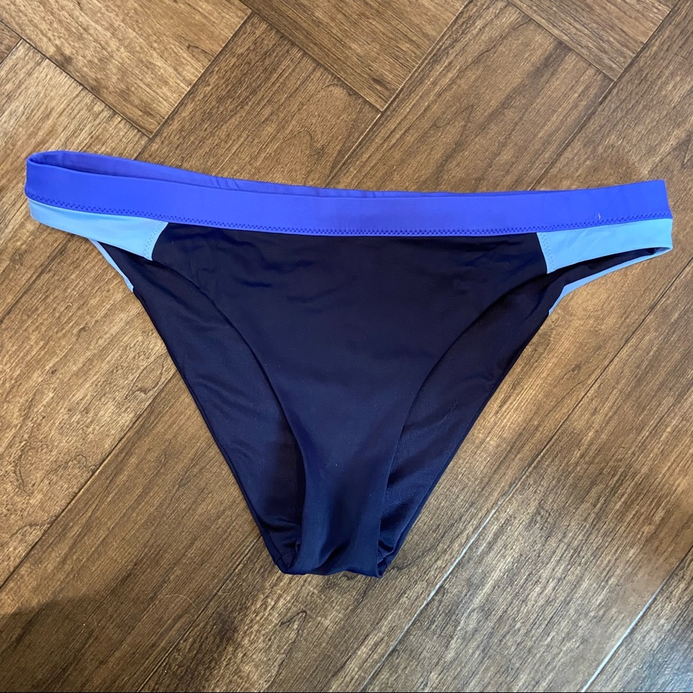 Athleta freestyle bikini bottoms size medium